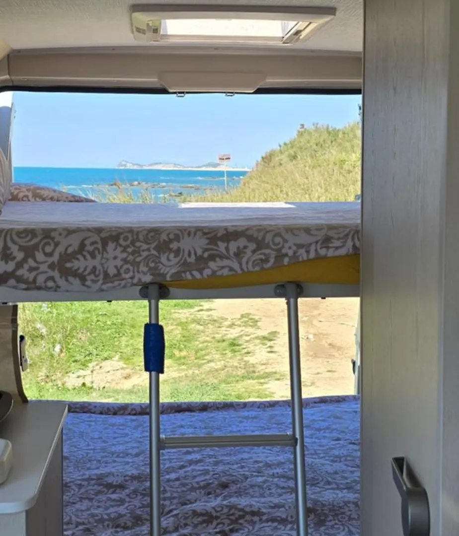 Albania Camper Rental 地拉那 阿尔巴尼亚